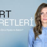 Mavi gradyent zemin üzerinde, solda yurt ücretleri yazısı. Sağda kız öğrenci görseli